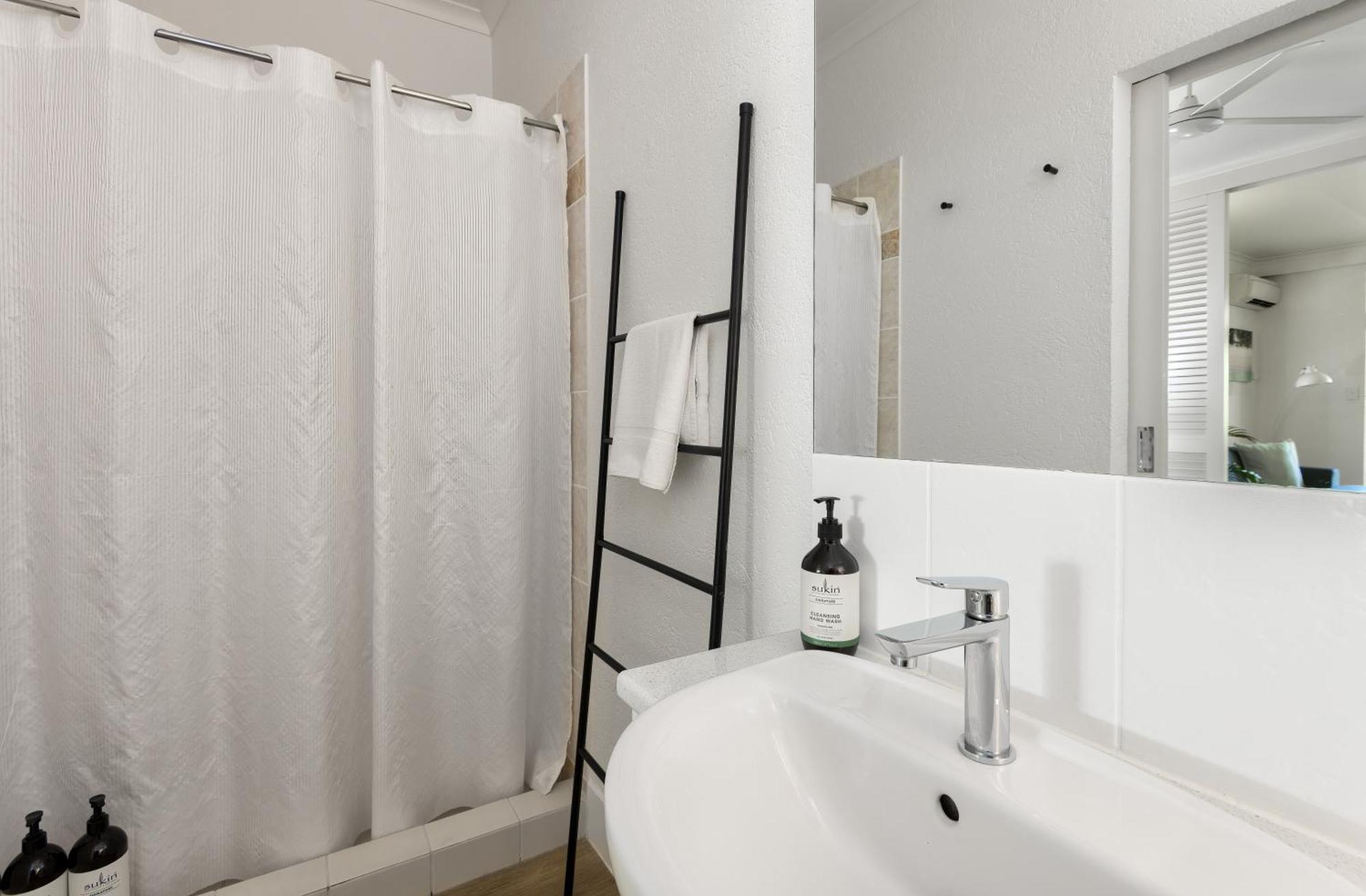 Ocean Palms Apartments พอร์ตดักกลาส ภายนอก รูปภาพ